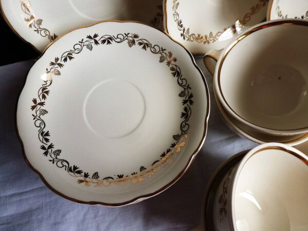 Service à café des années 1920 Villeroy & Boch 23 pièces, tasses à café.