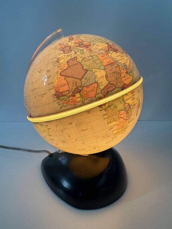 Globe vintage (lampe) – Globe Terrestre