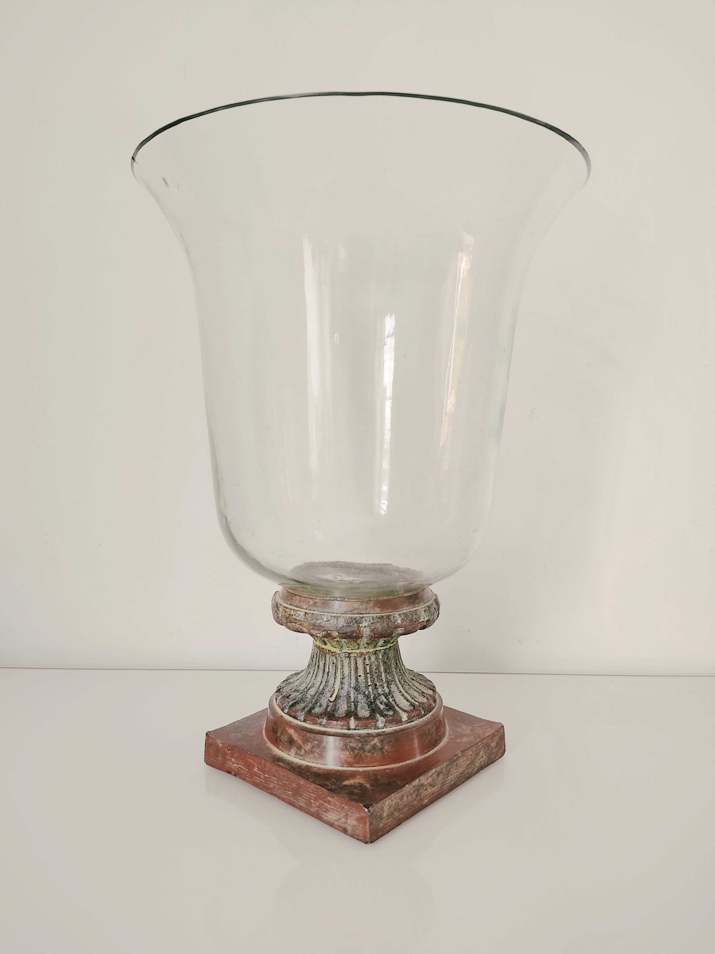 Metal foot glass vase