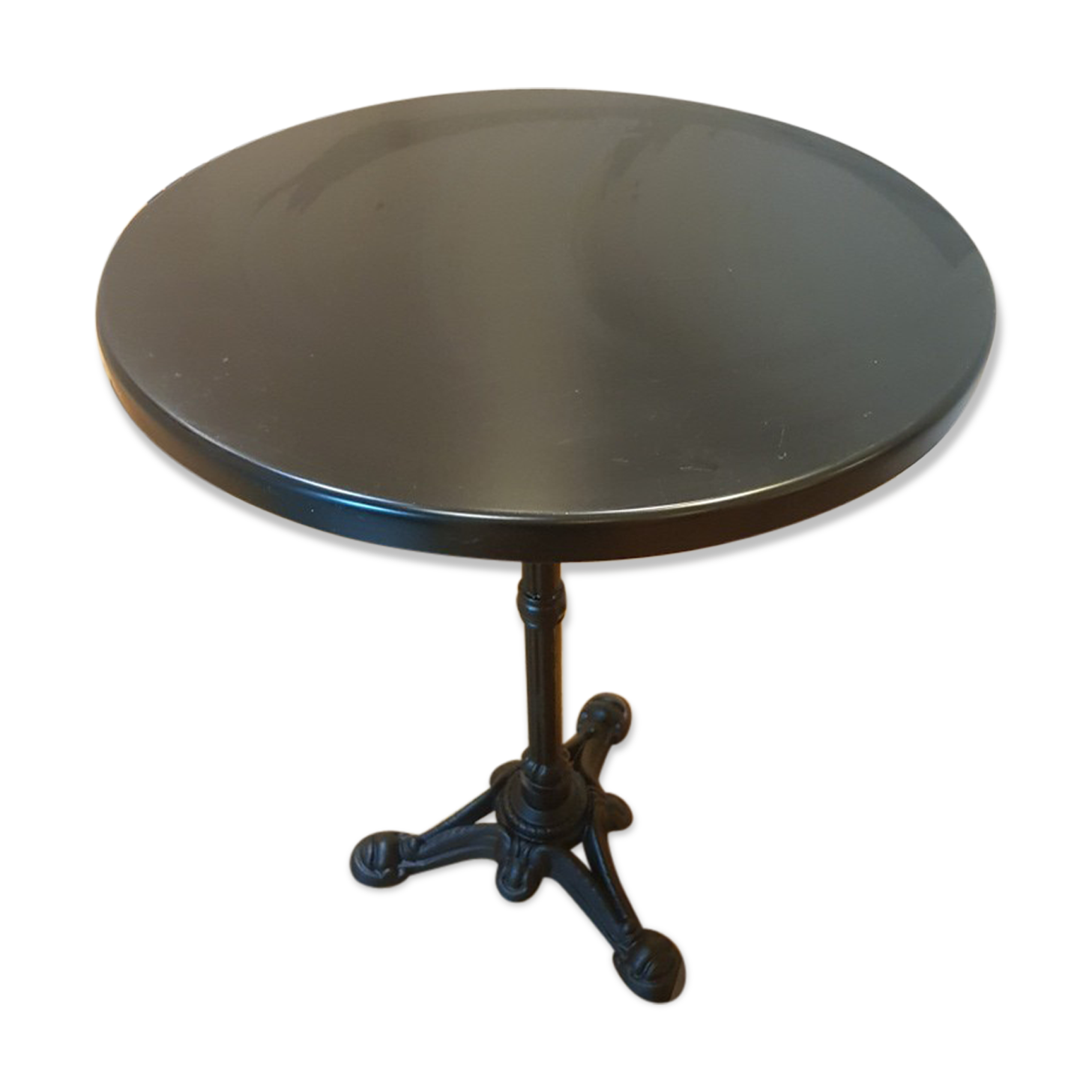 Quindici bistro table