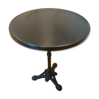 Quindici bistro table