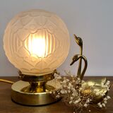 Vintage art deco globe table lamp in frosted glass
