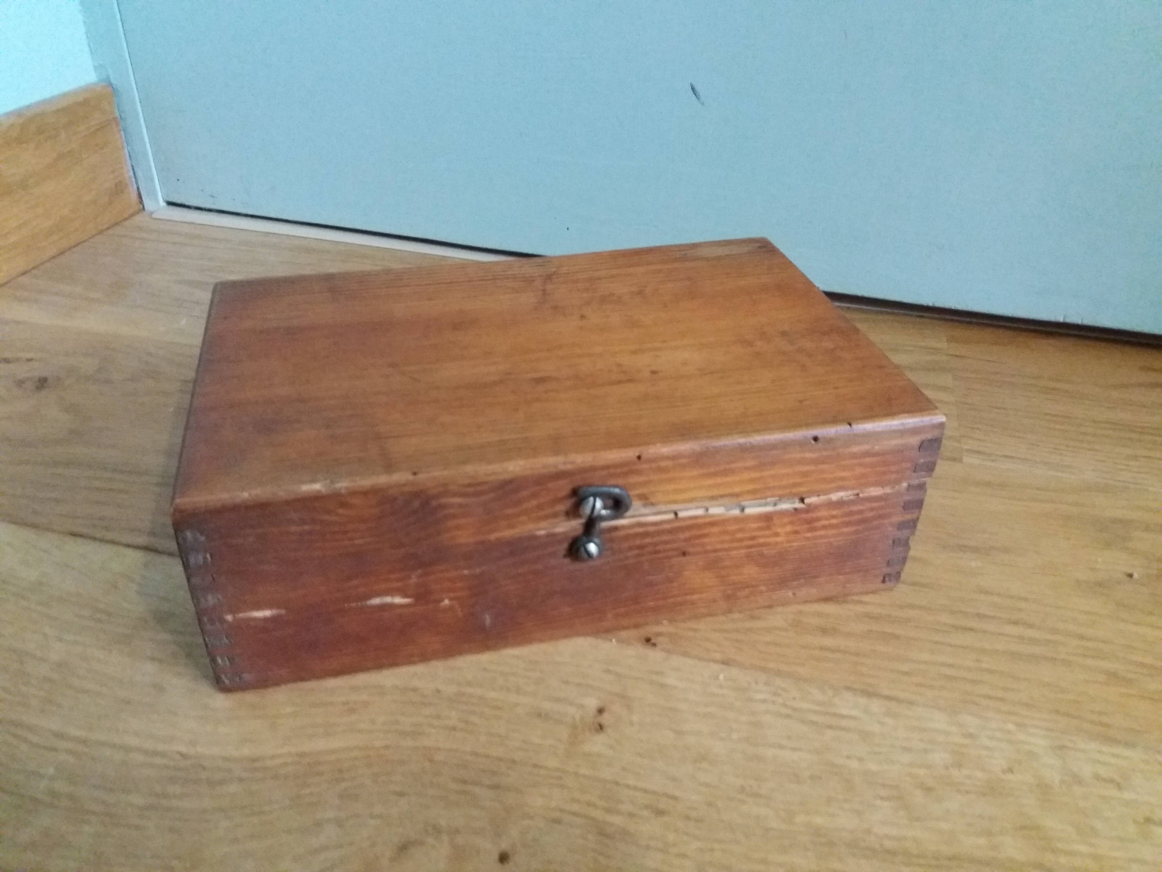 Wooden box