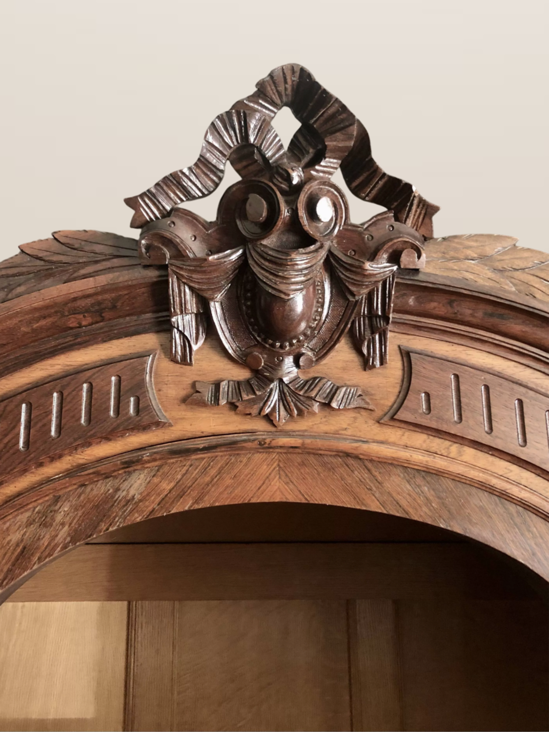 Solid wood and veneer library
