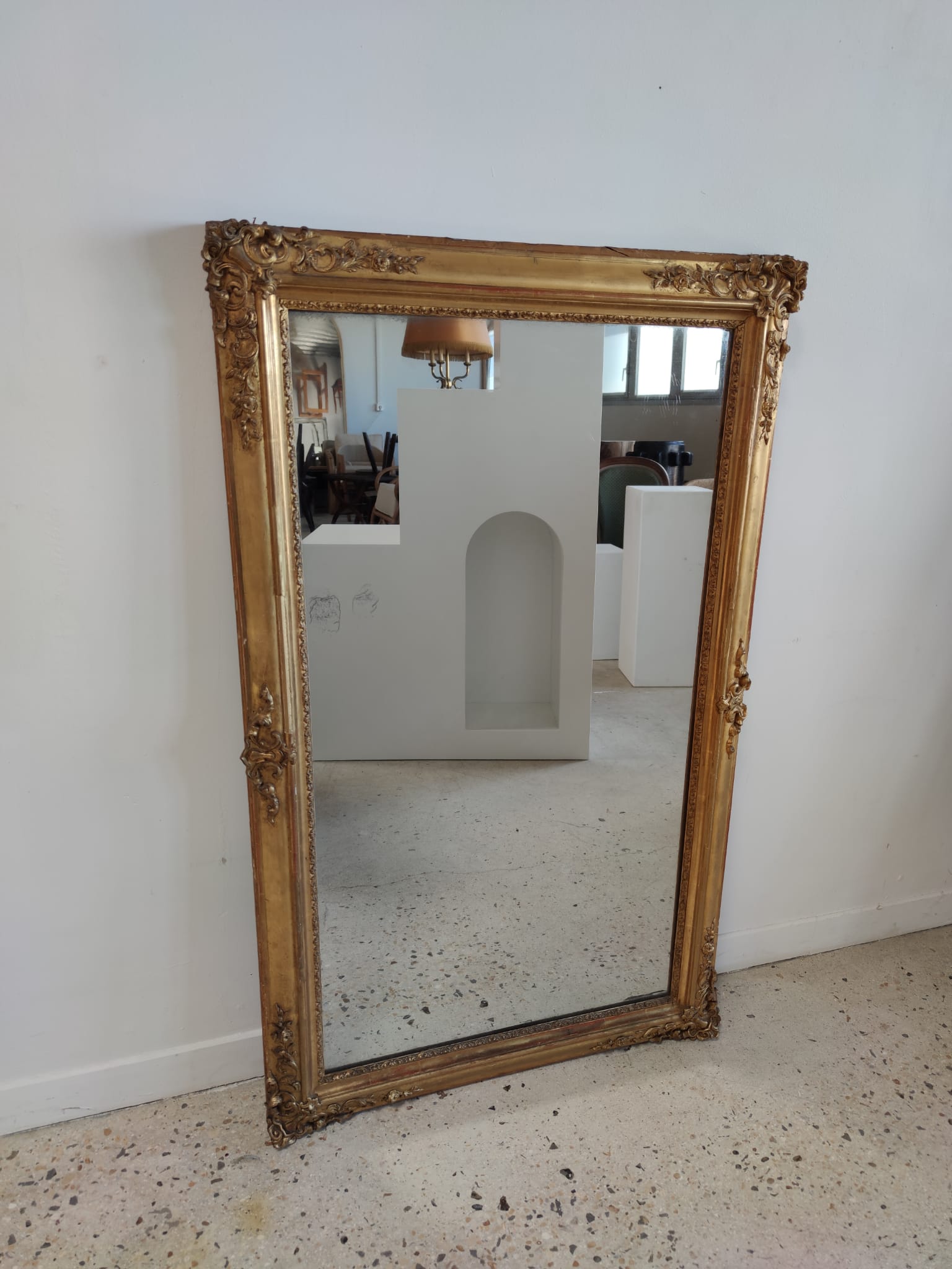 Rectangular golden mirror moldings plant motifs nineteenth H: 130cm