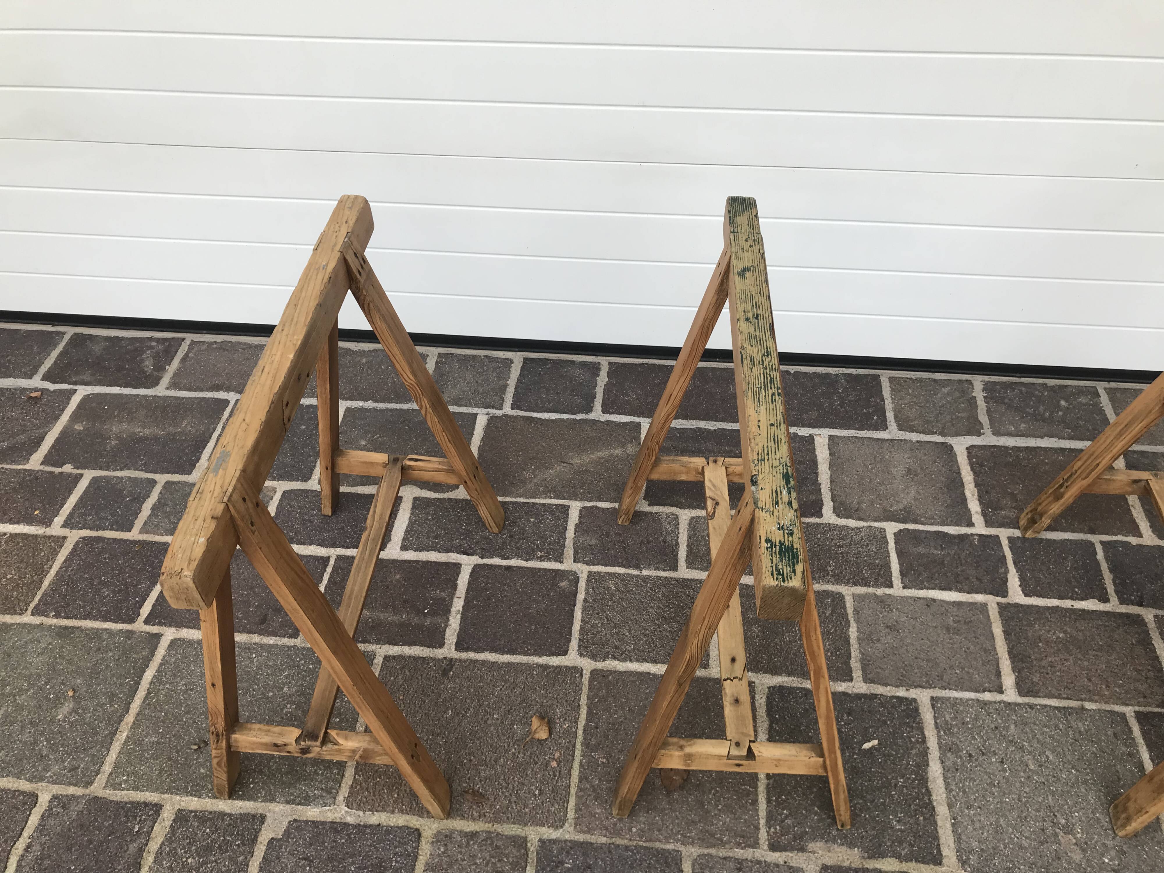 Winegrower's farm table