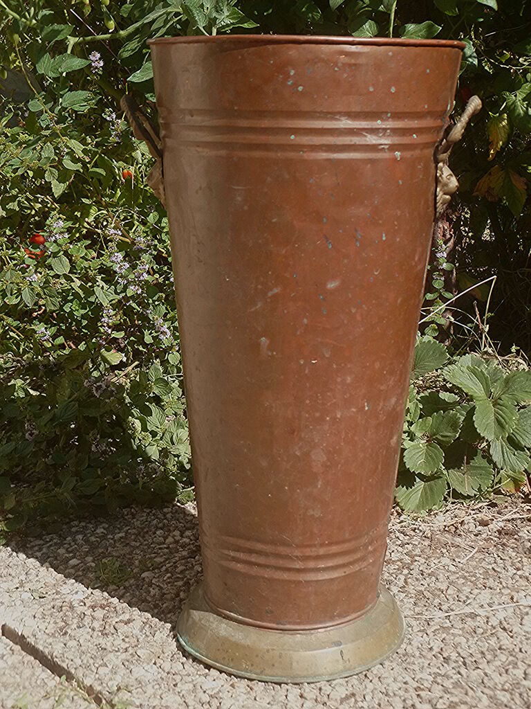 Umbrella holder vintage