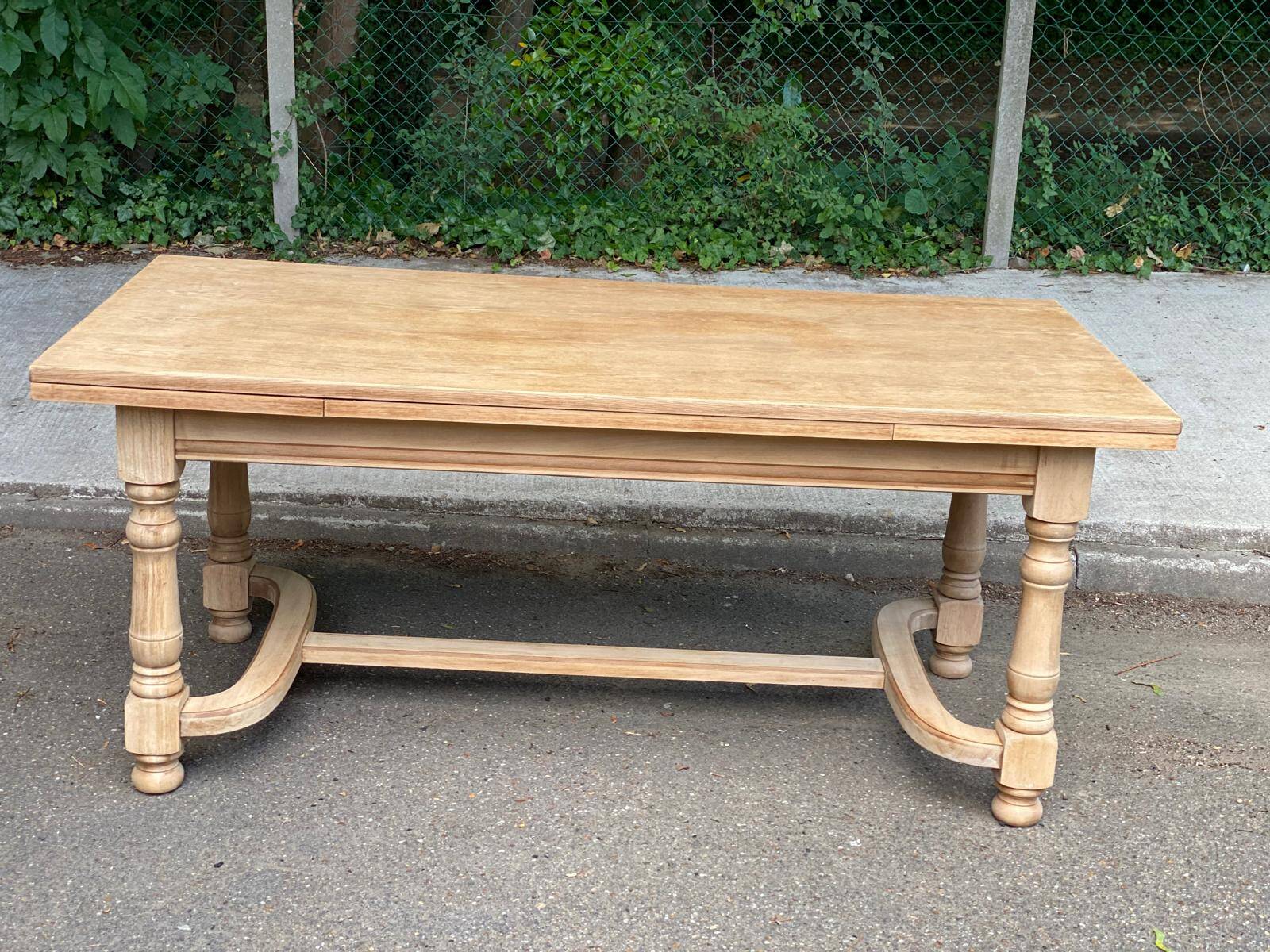 Extendable farmhouse dining table, renovated in raw wood, 270cm