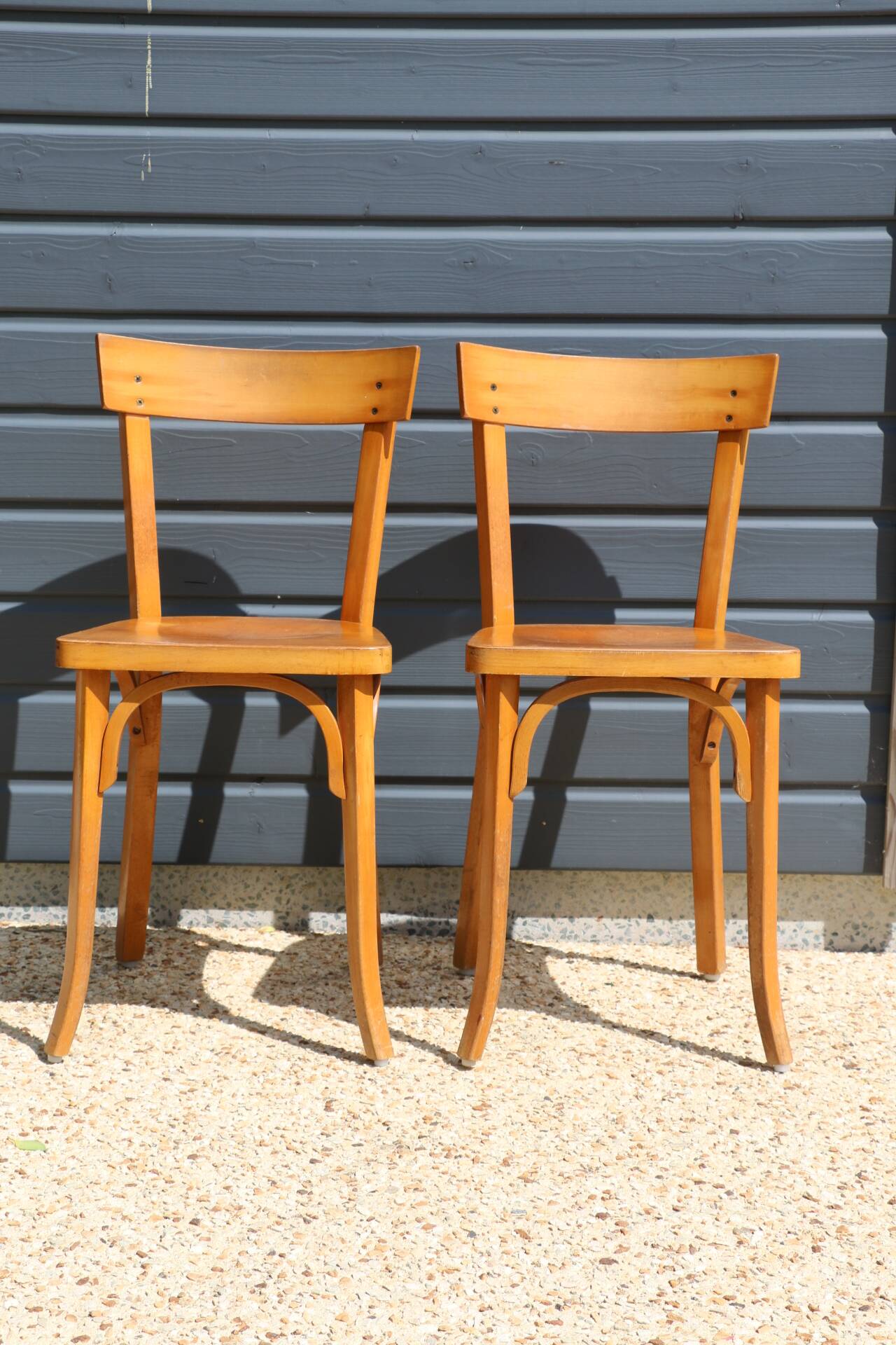 2 BAUMANN chairs No. 21 in light beech