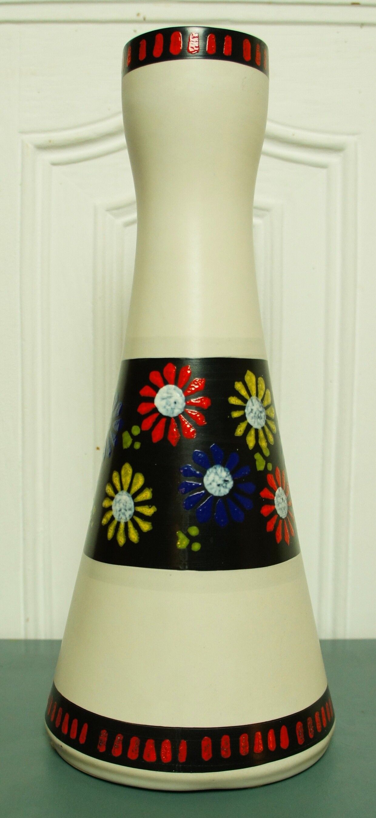 Modernist diabolo vase Germany, circa 1950