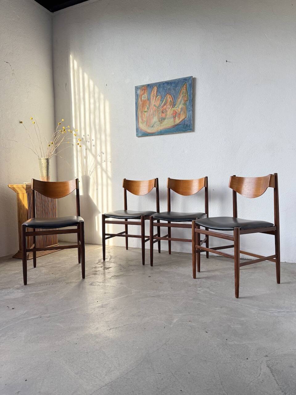 Set of 4 Italian chairs by Gianfranco Frattini.