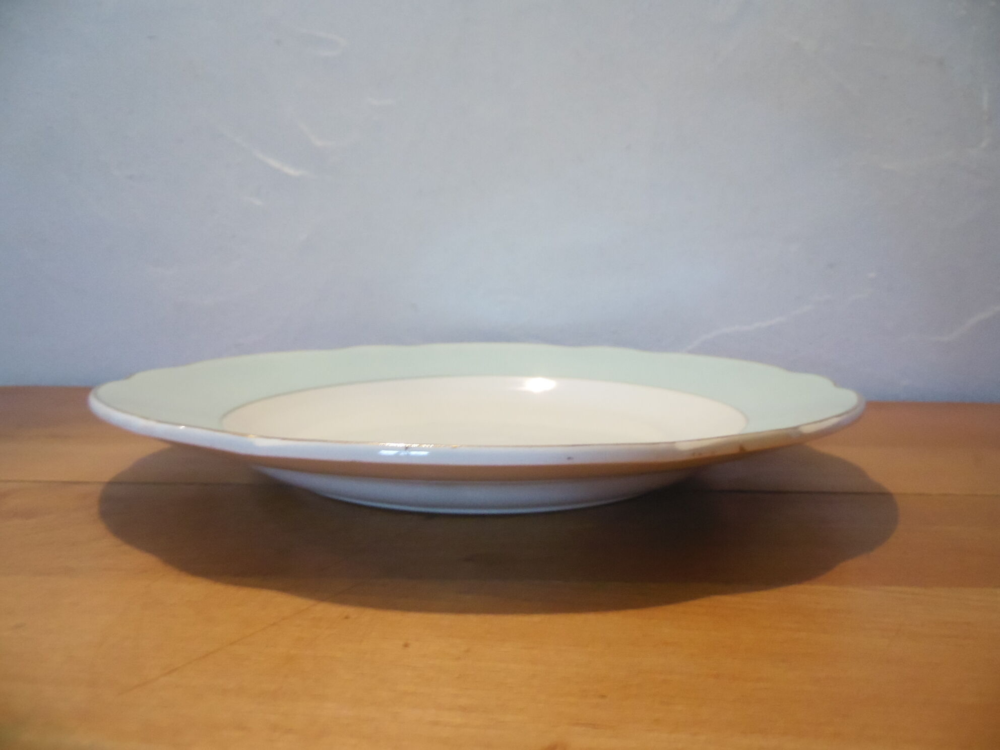 Round flat flat model HENRI Sarreguemines Digoin 30's