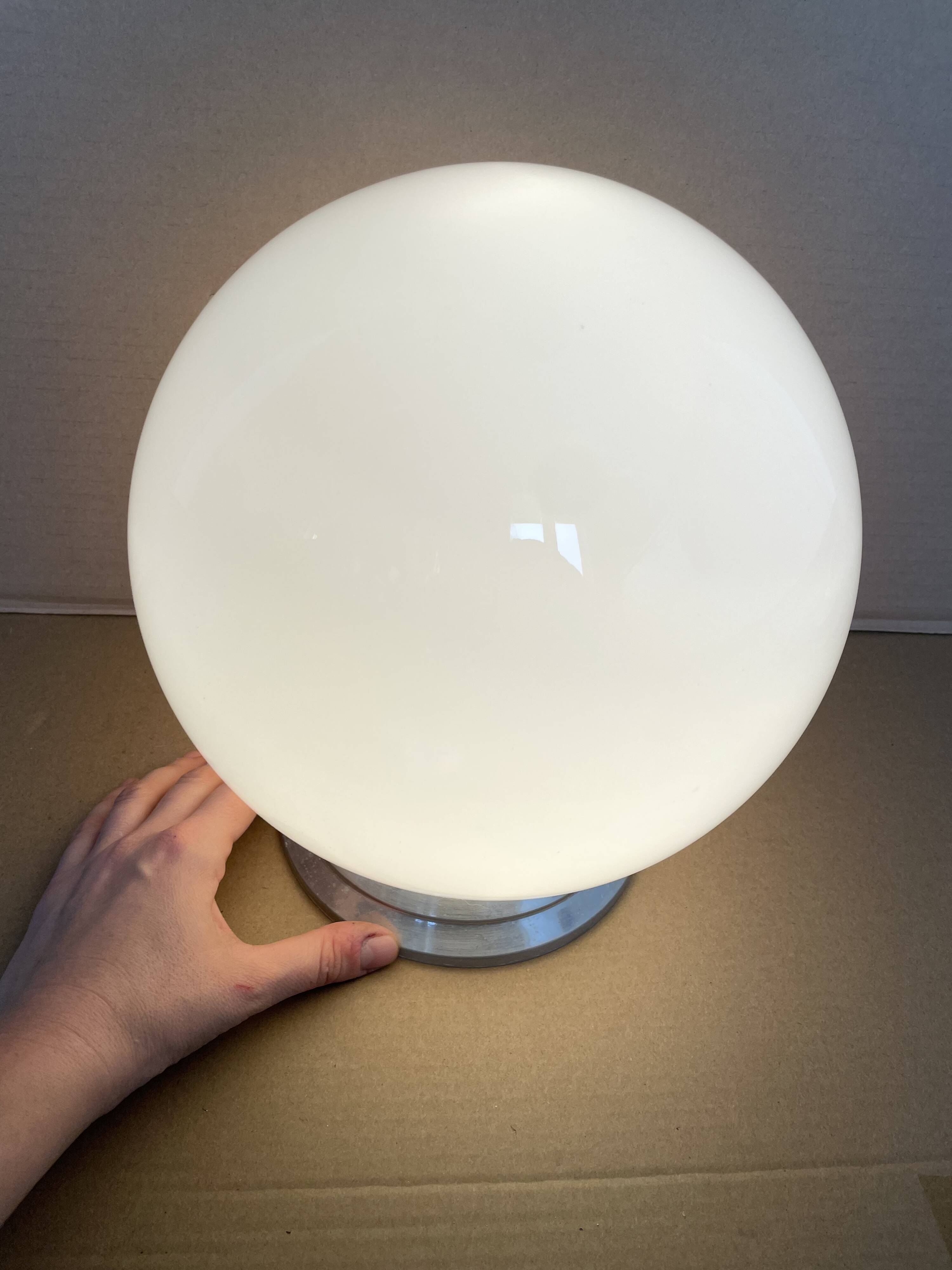 Grand plafonnier / opaline D25cm