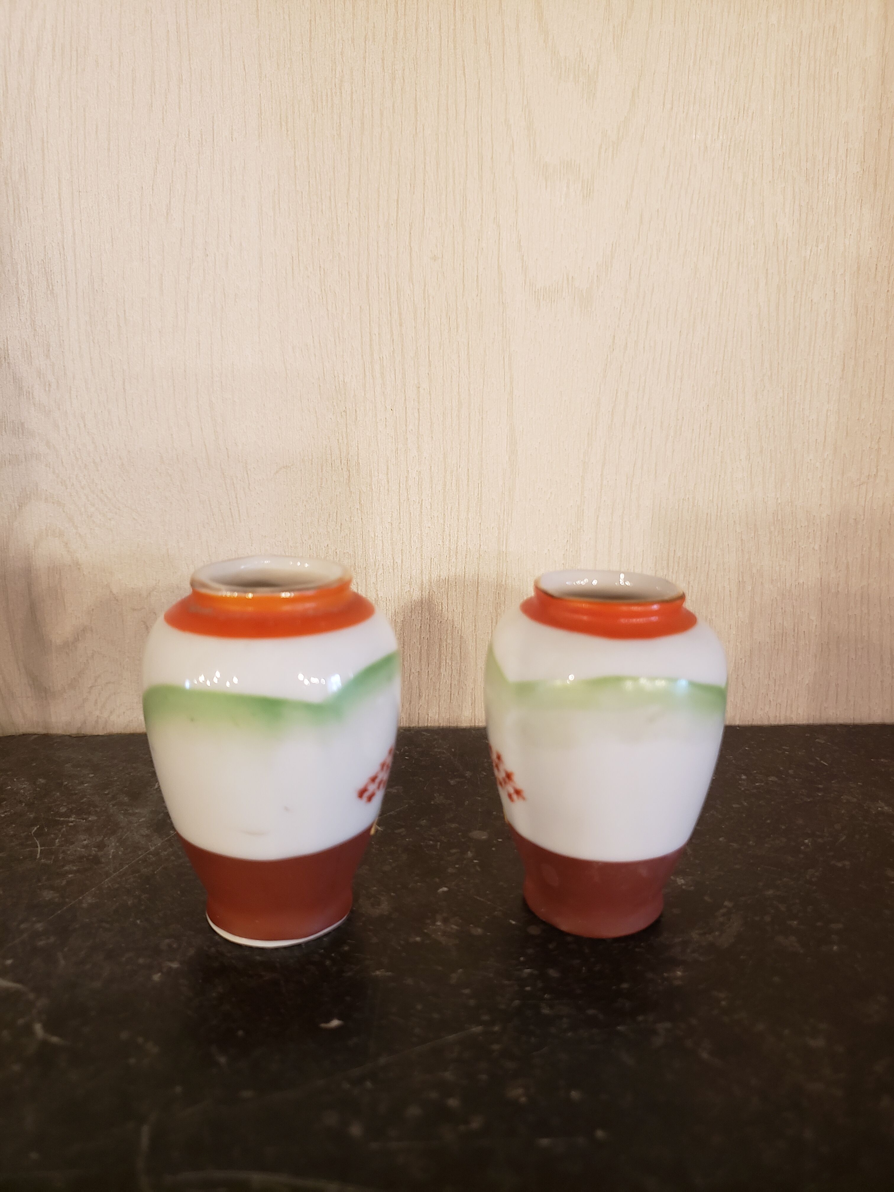 Lot de 2 vases japonais