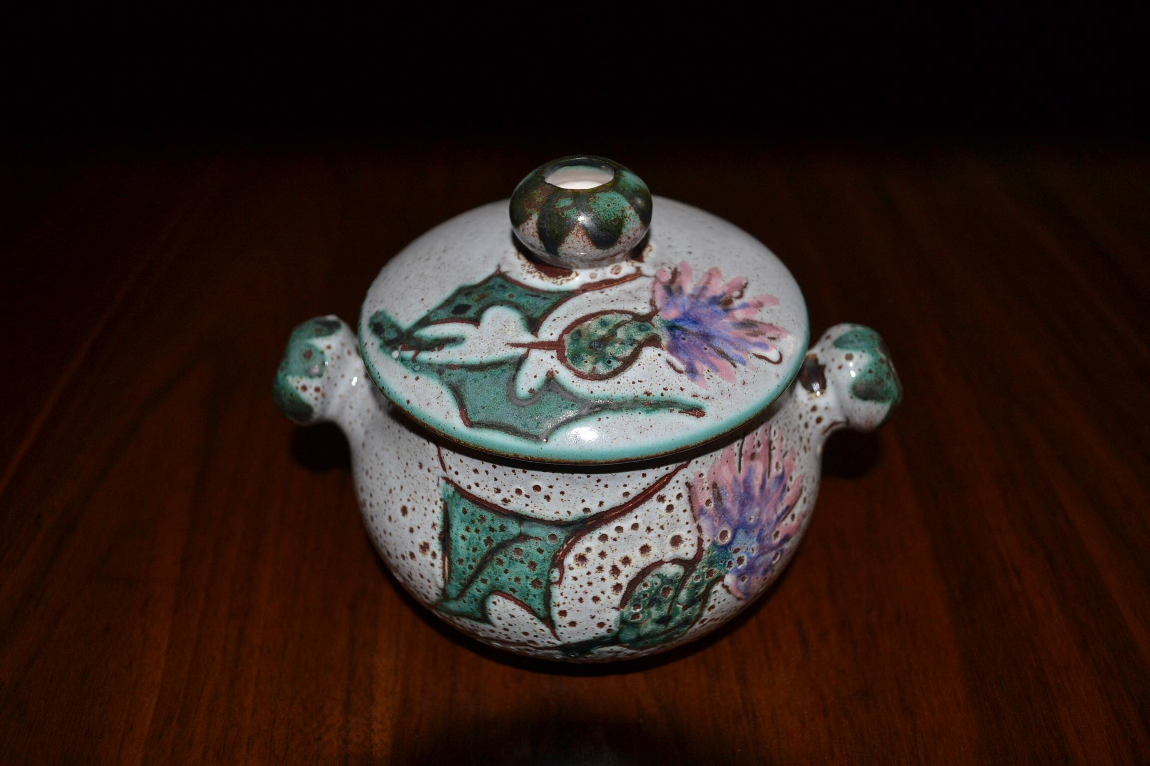 Valauris sweet box thistles