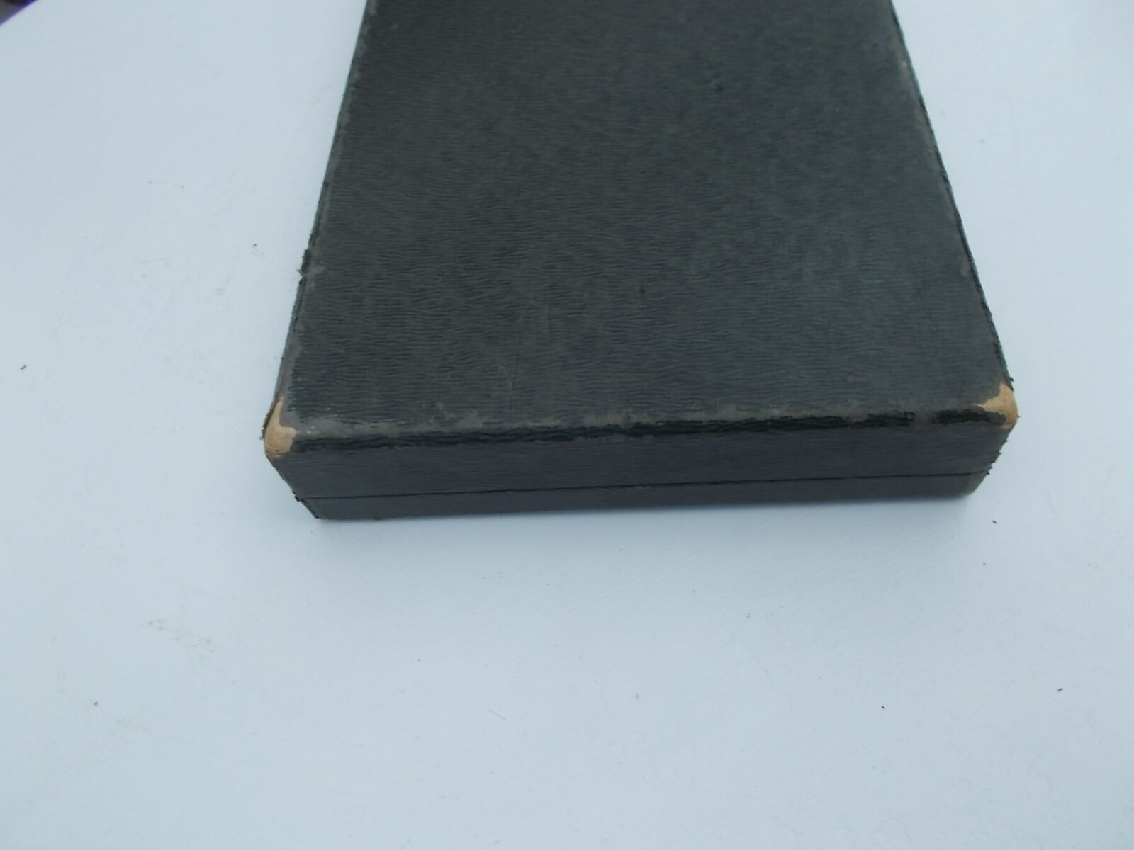 Housewife covered dessert red handle