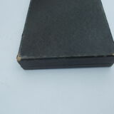 Housewife covered dessert red handle