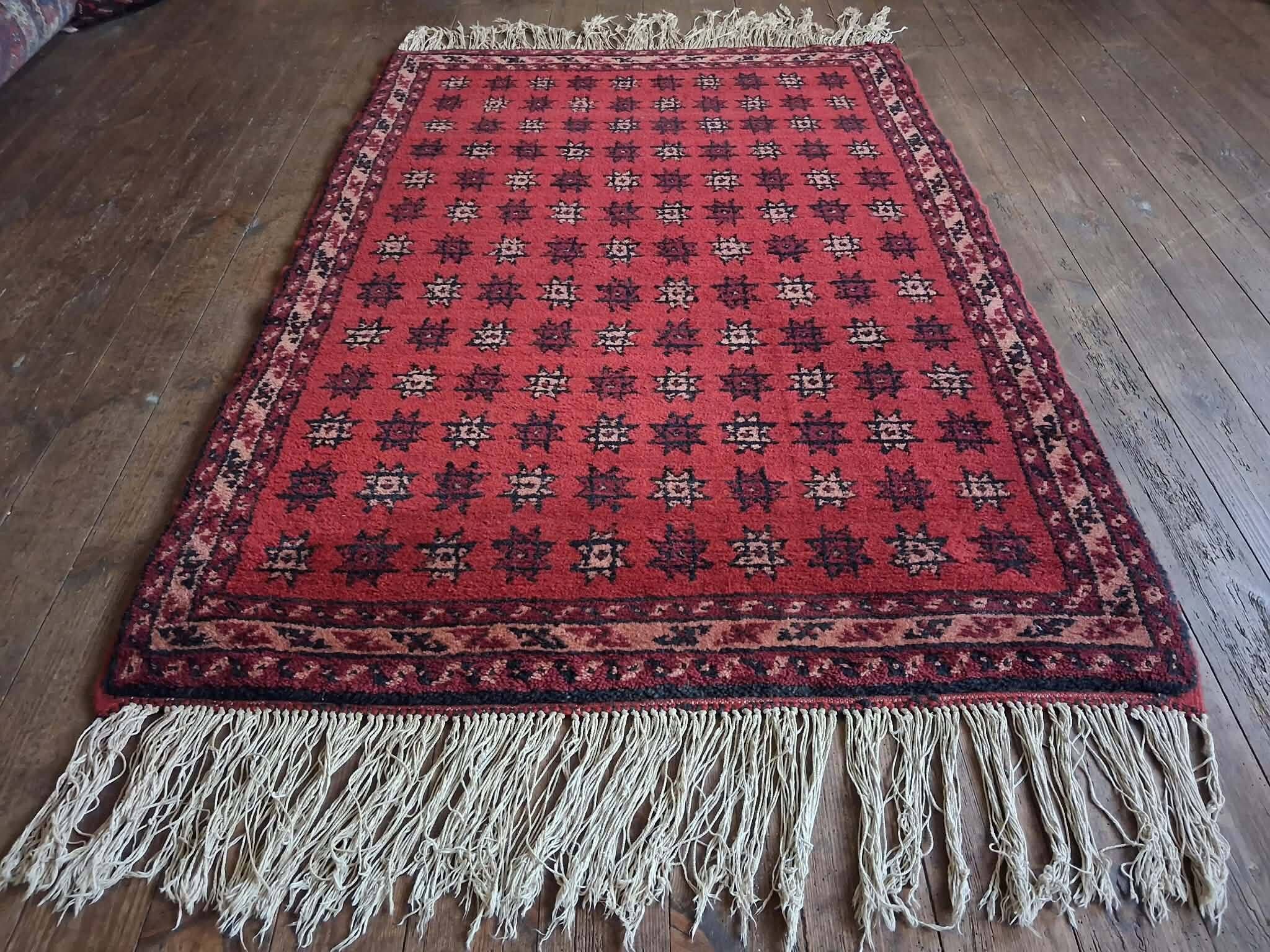 Tapis Ouzbek fait main 173x118cm