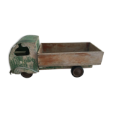 Camion benne ancien en bois