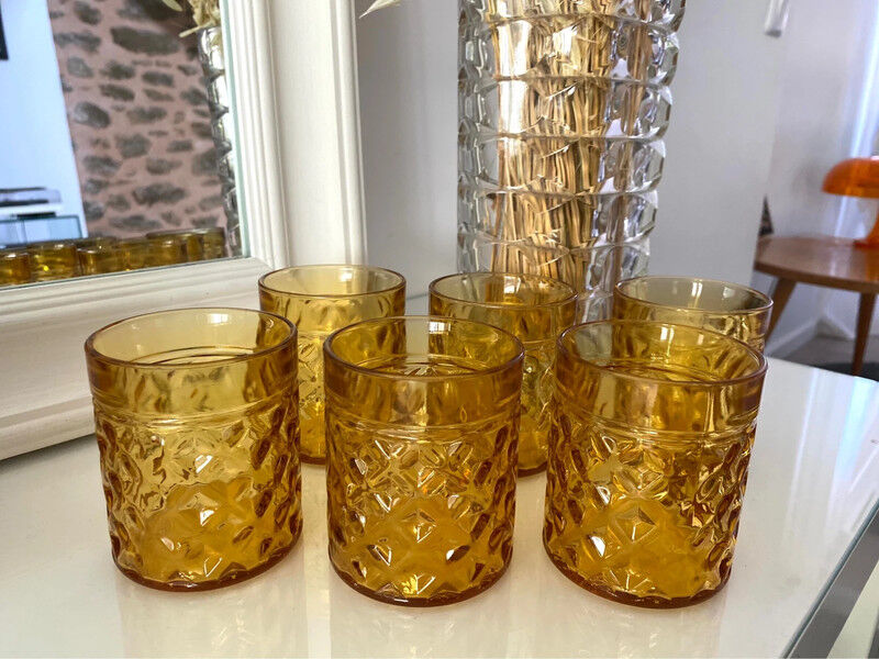 6 amber Pernod glasses