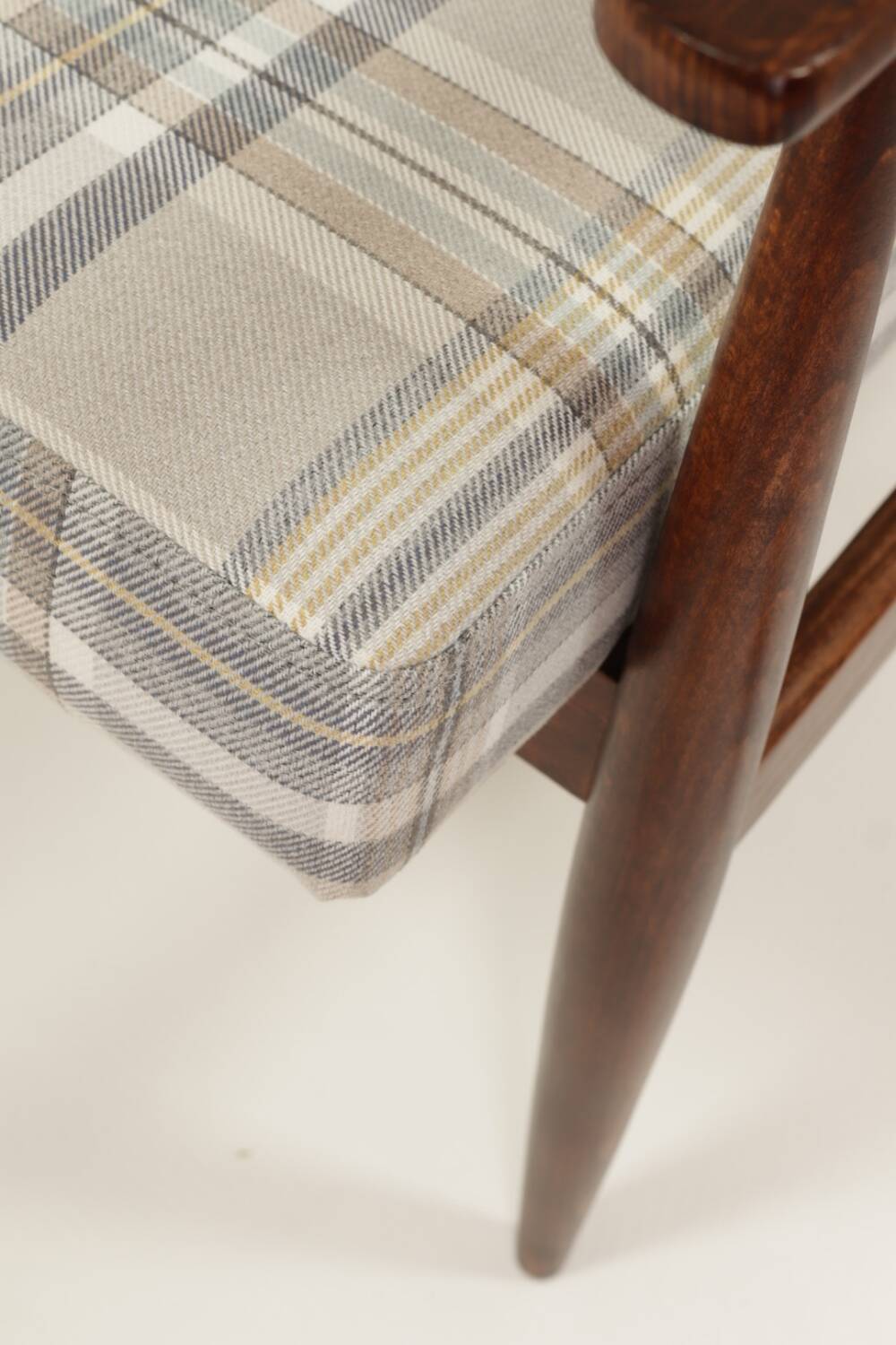 Ensemble fauteuil et repose-pieds vintage Tartan Royal Design Mid Century Style