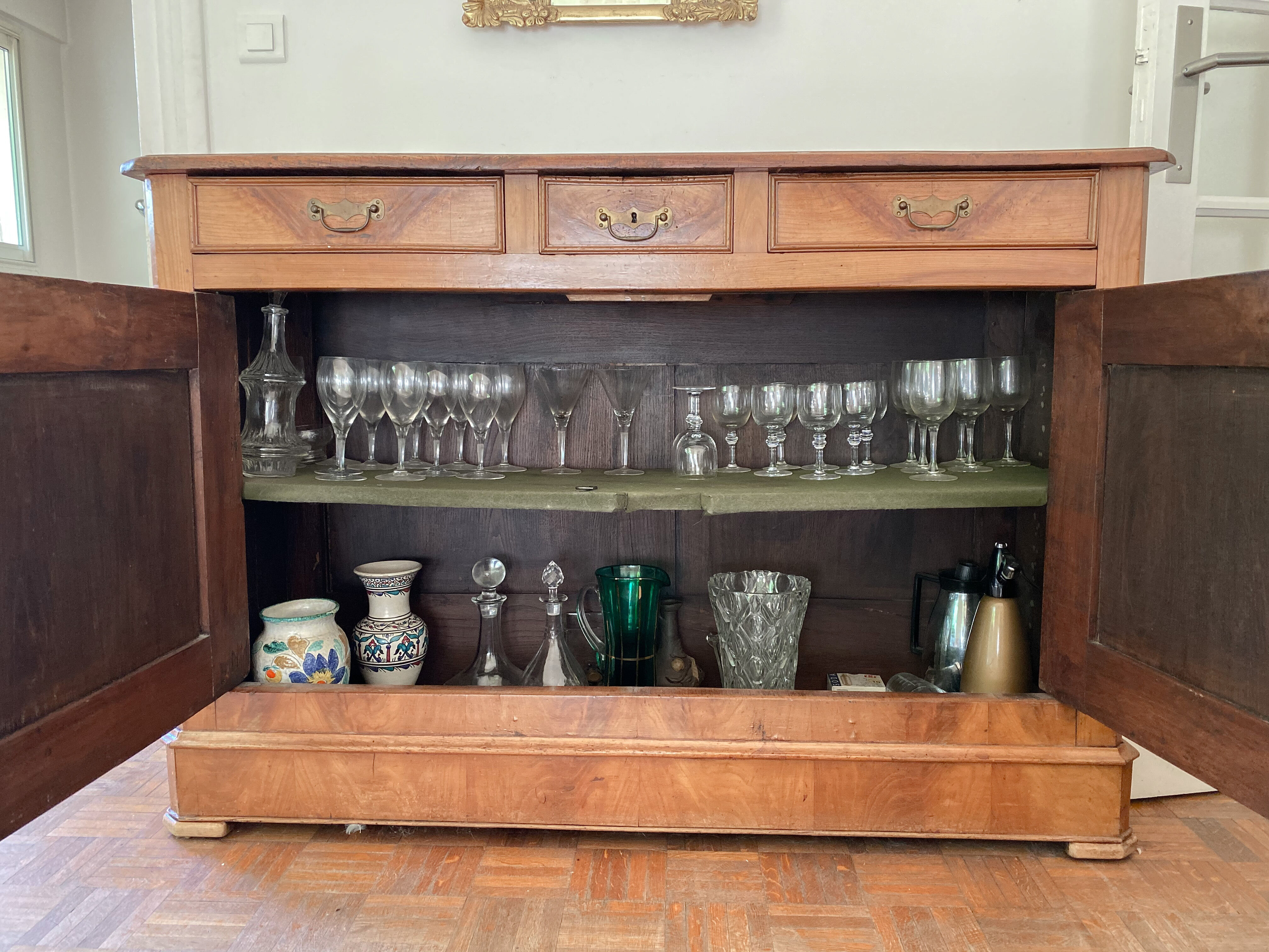 Bahut buffet old cherry