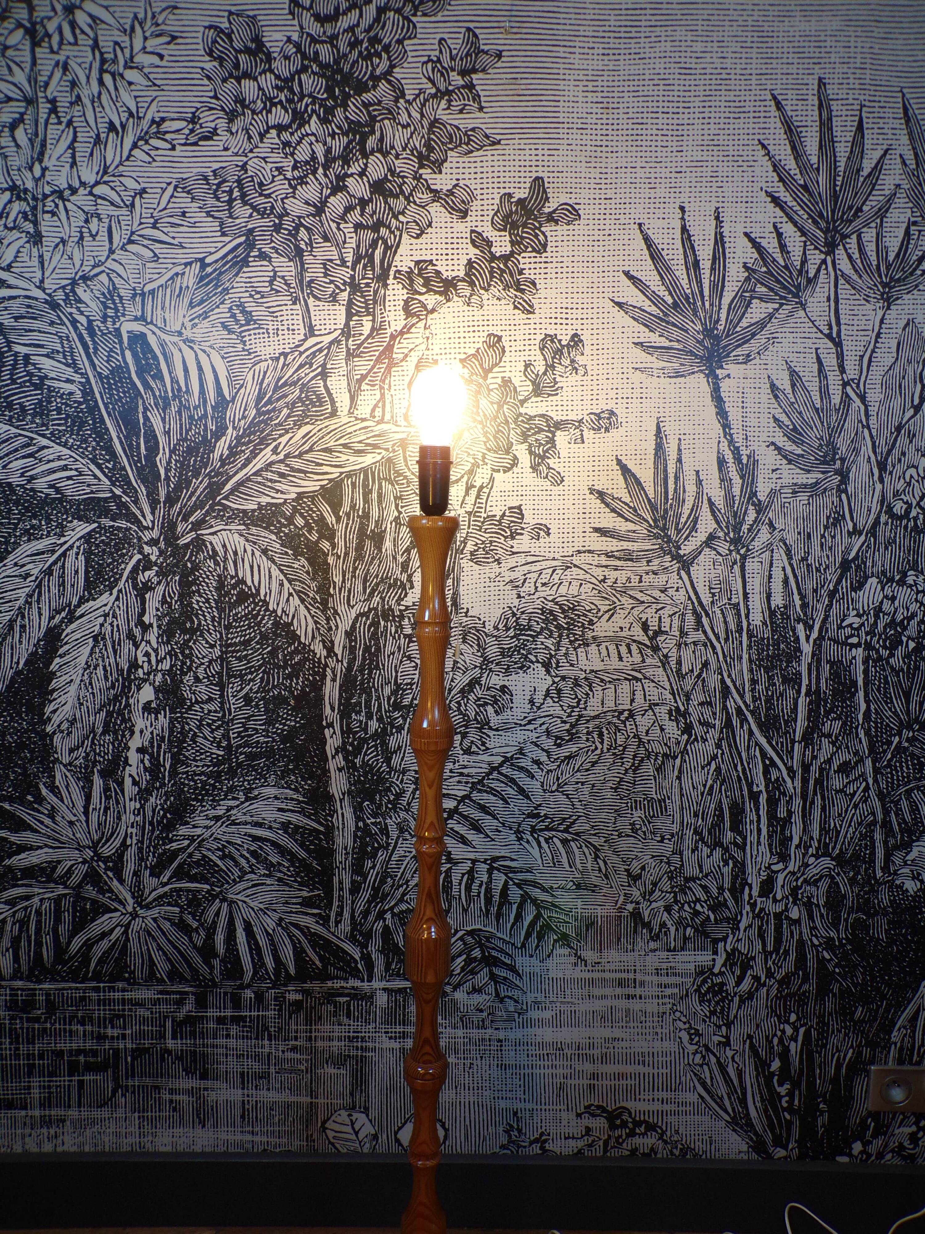 Maison Arlus floor lamp in pine