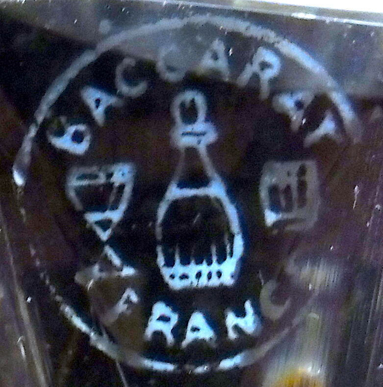 Crystal standing cup carved by Baccarat