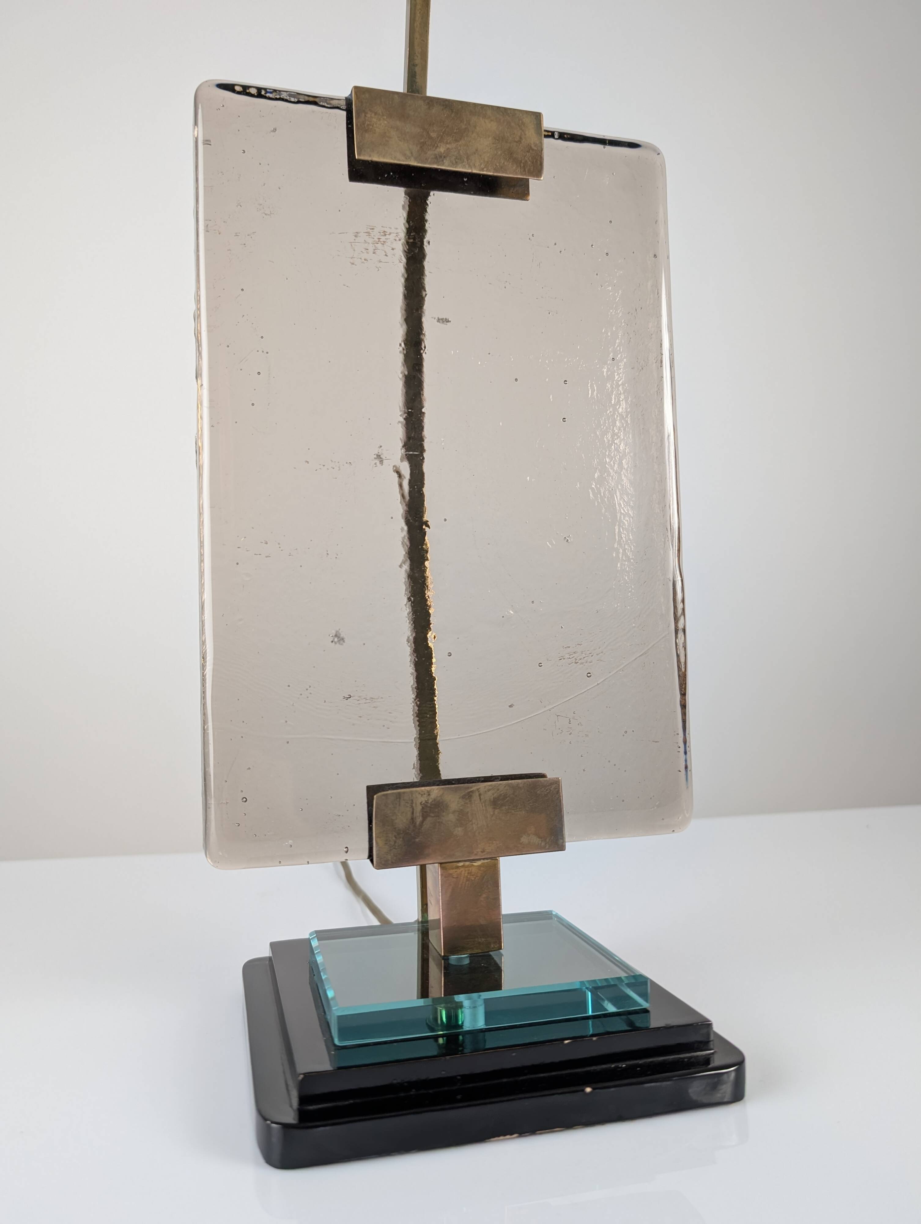 Att. Pietro Chiesa Table Lamp for Fontana Arte in Glass and Brass