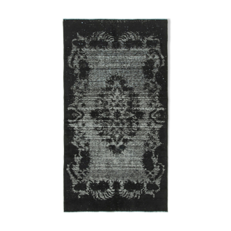 Tapis noir turc antique des années 1970 noué à la main 151 cm x 282 cm