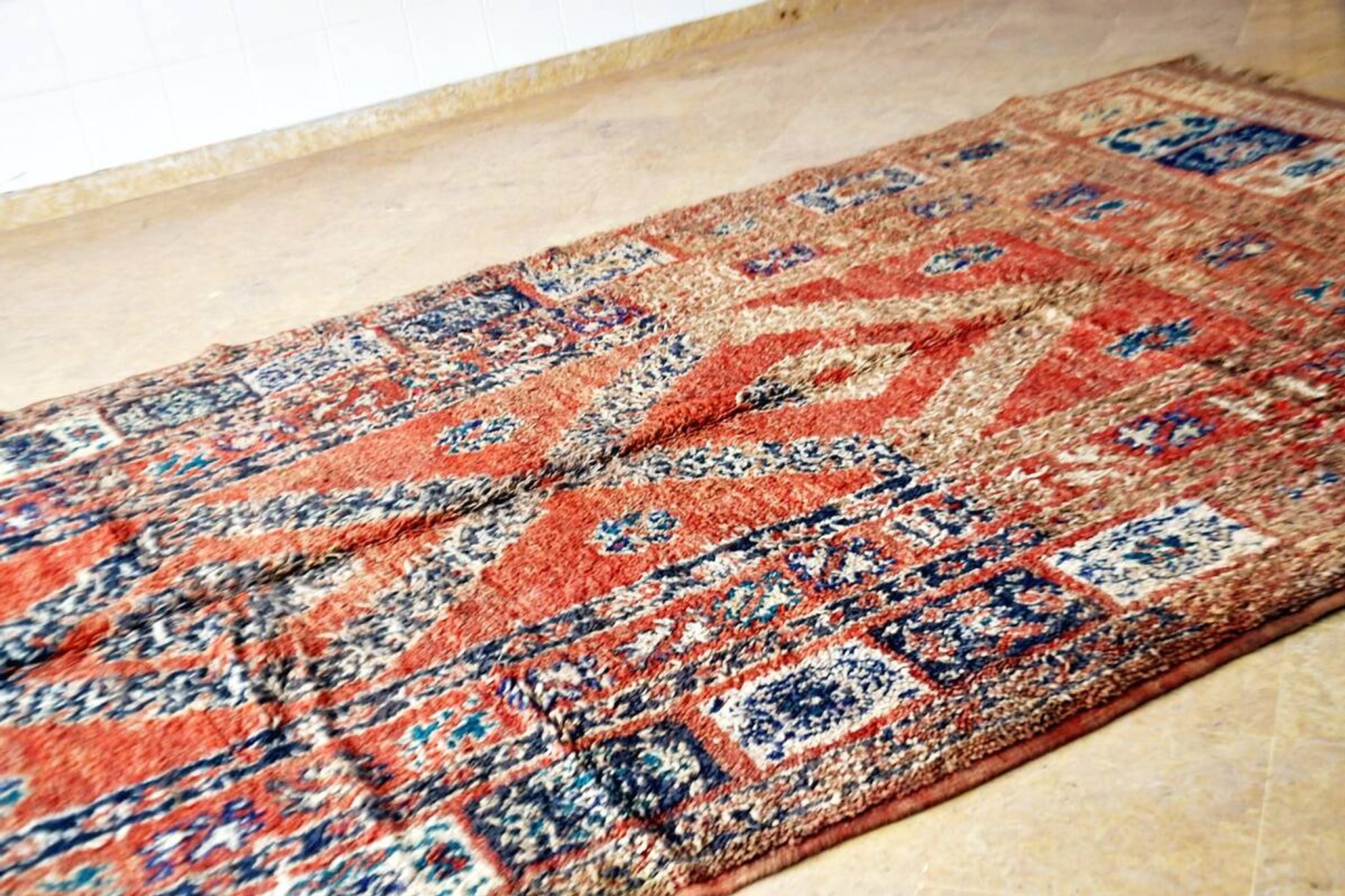 Boujaad vintage Moroccan Berber rug 325 x 195 cm