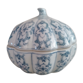 Bonbonnière en porcelaine