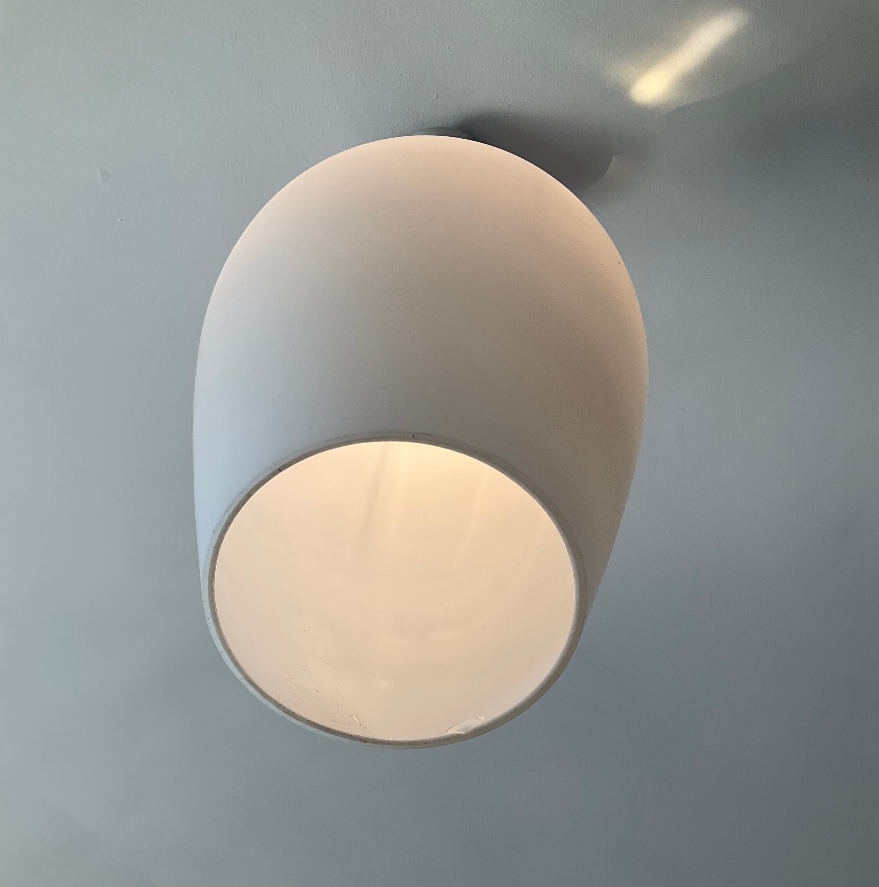 Opaline suspension from the 60s
