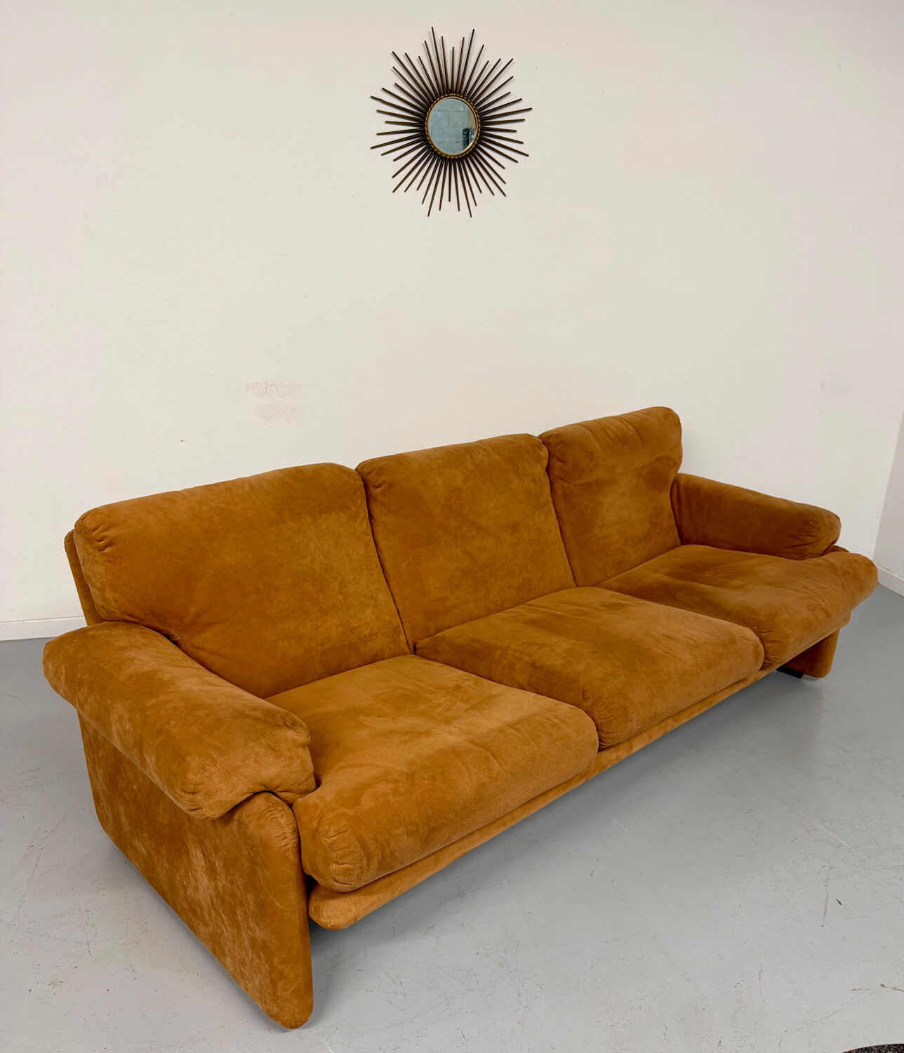 Three-seater alcantara canapé design by Tobia Scarpa for BB ITALIA vintage.