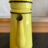 Cafetière jaune en métal émaillé