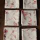 Un lot de 6 serviettes de table bleu gris fleurs roses