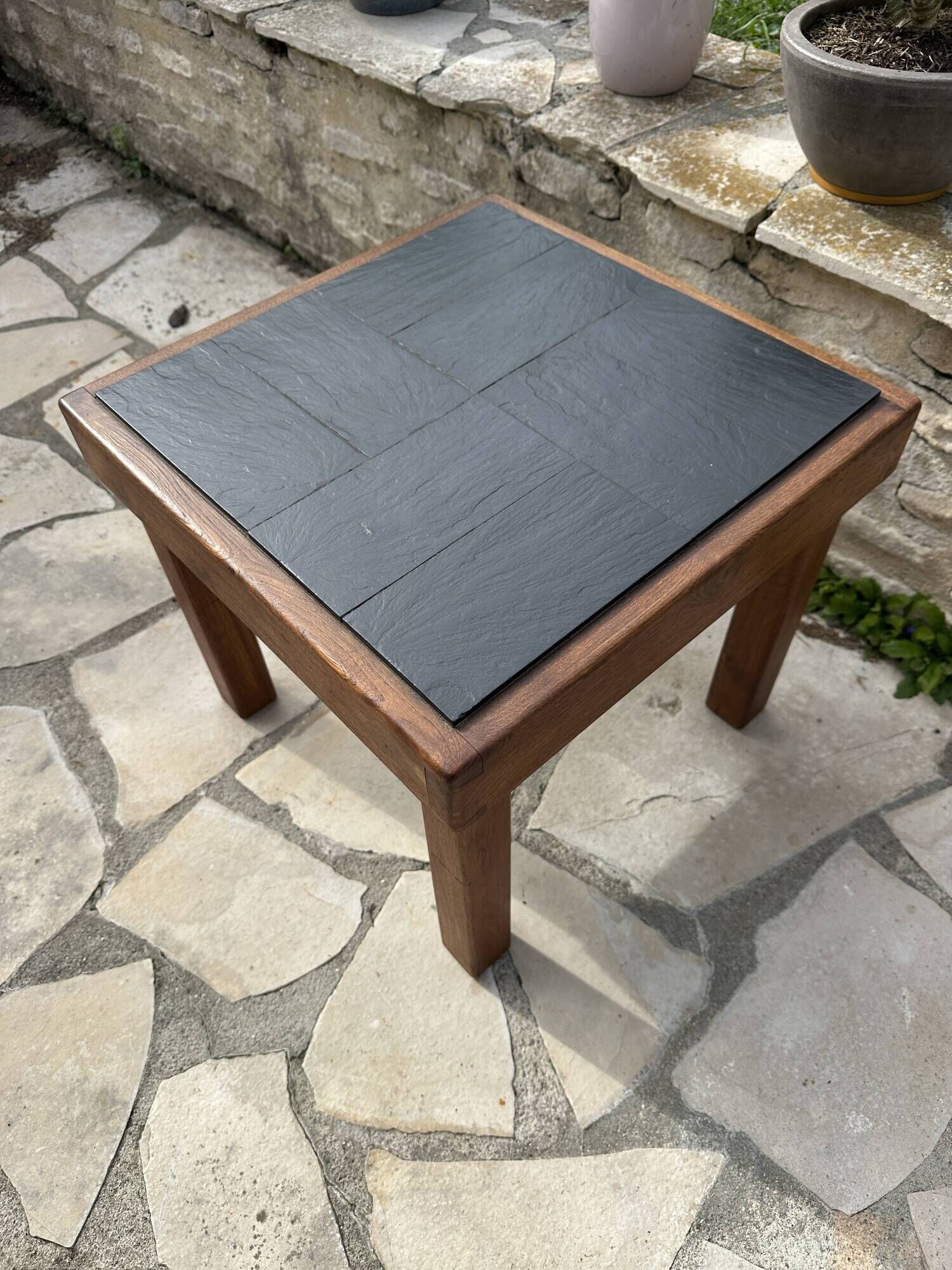 Vintage coffee table house regain