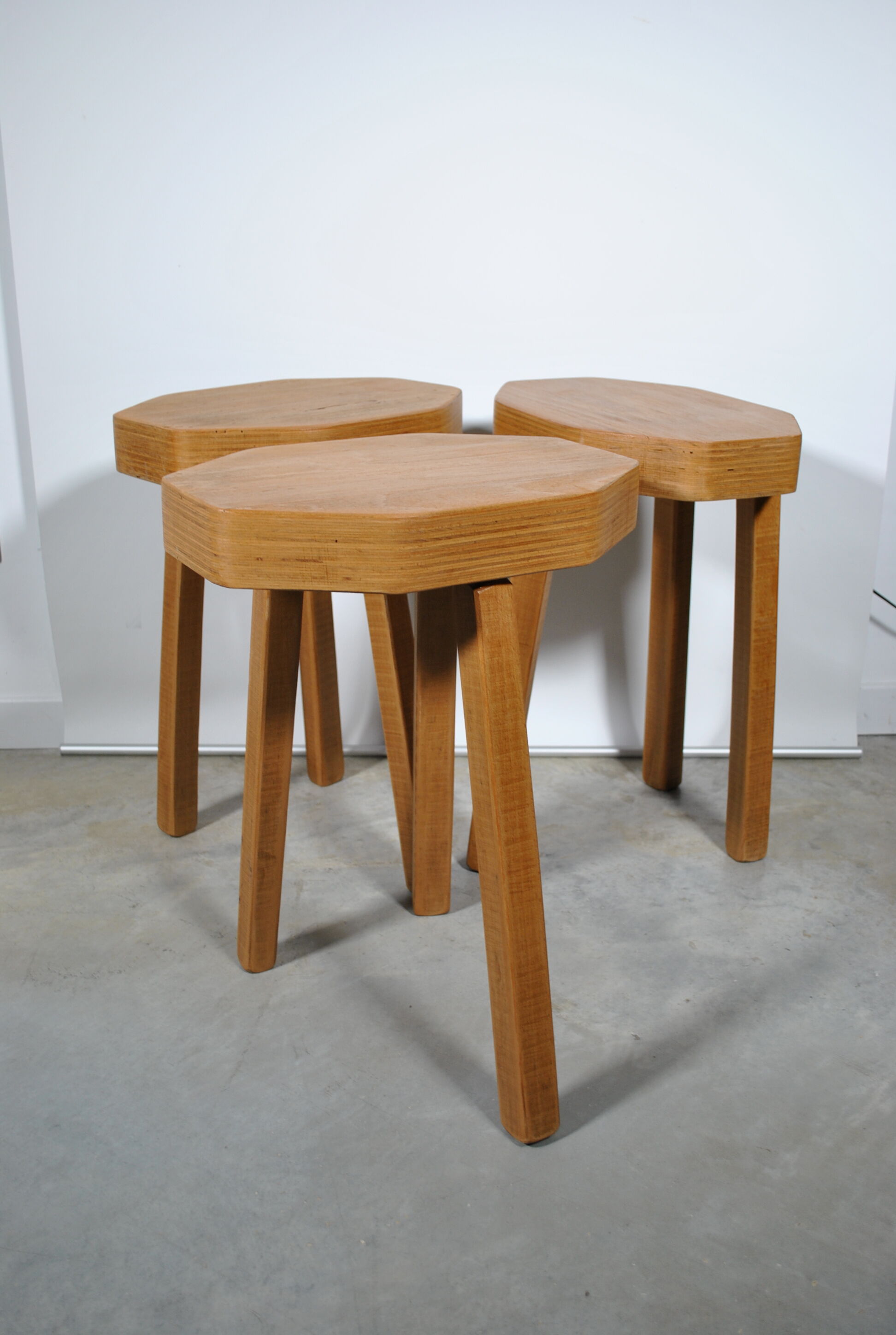 Lot de 3 Table d'appoint tripode 1960