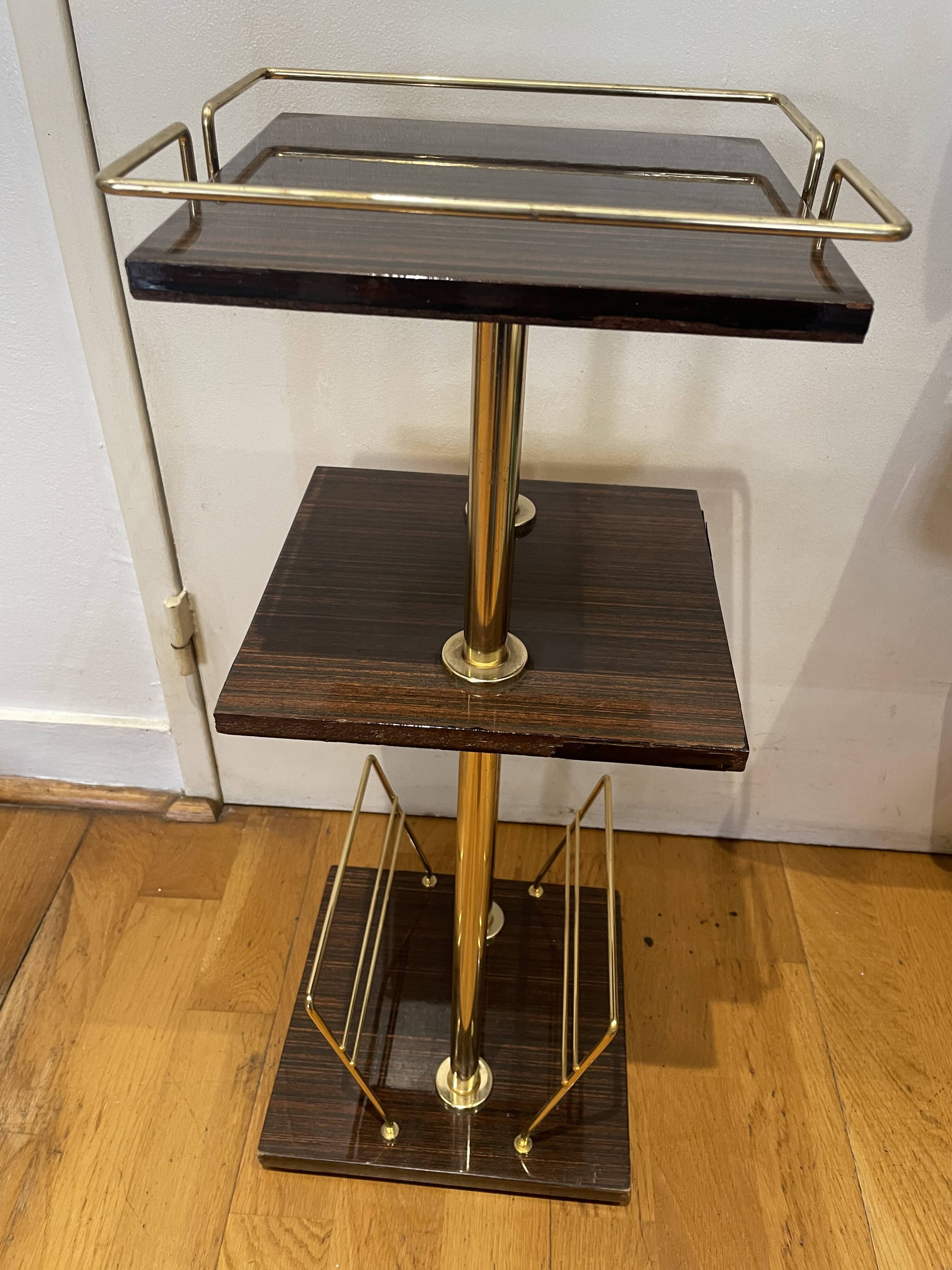 Sellette, porte revue formica et métal doré