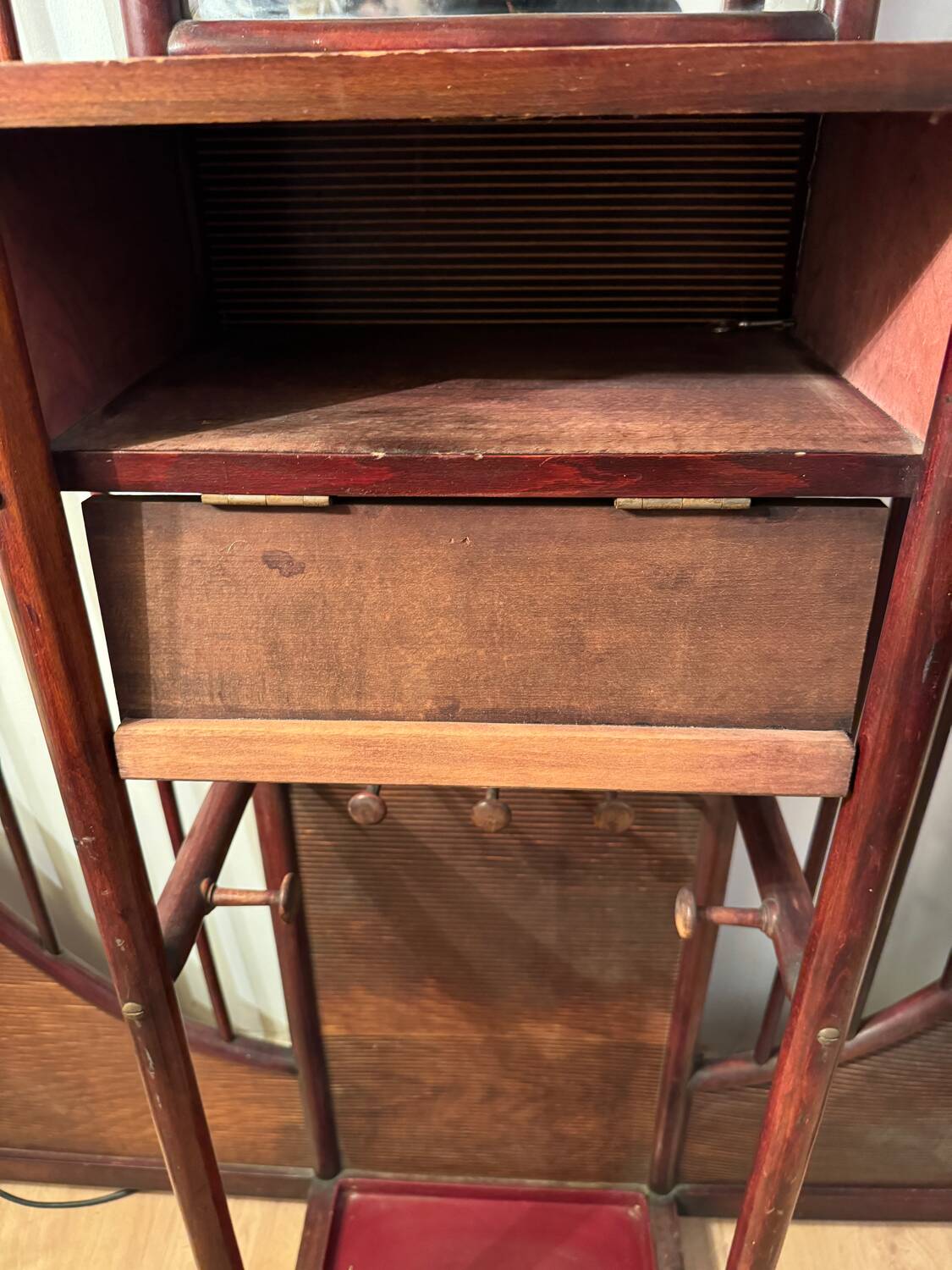 Thonet Art Wall Coat Rack