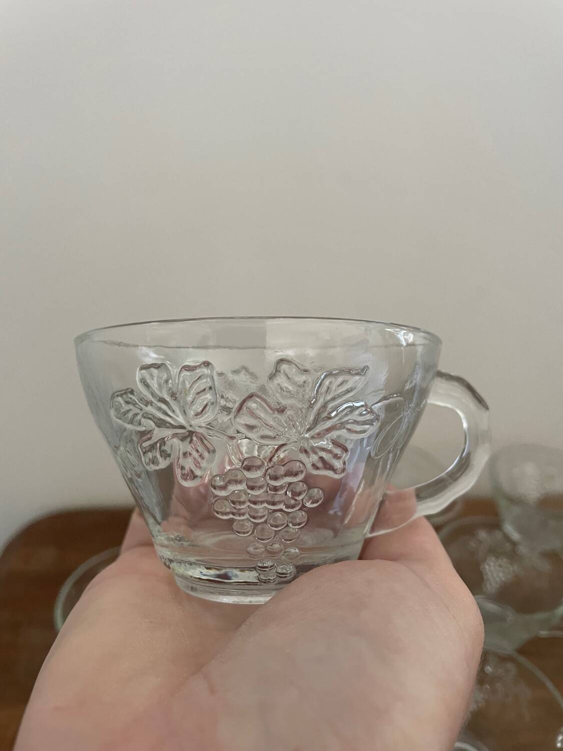 Set of 12 vintage grape mugs