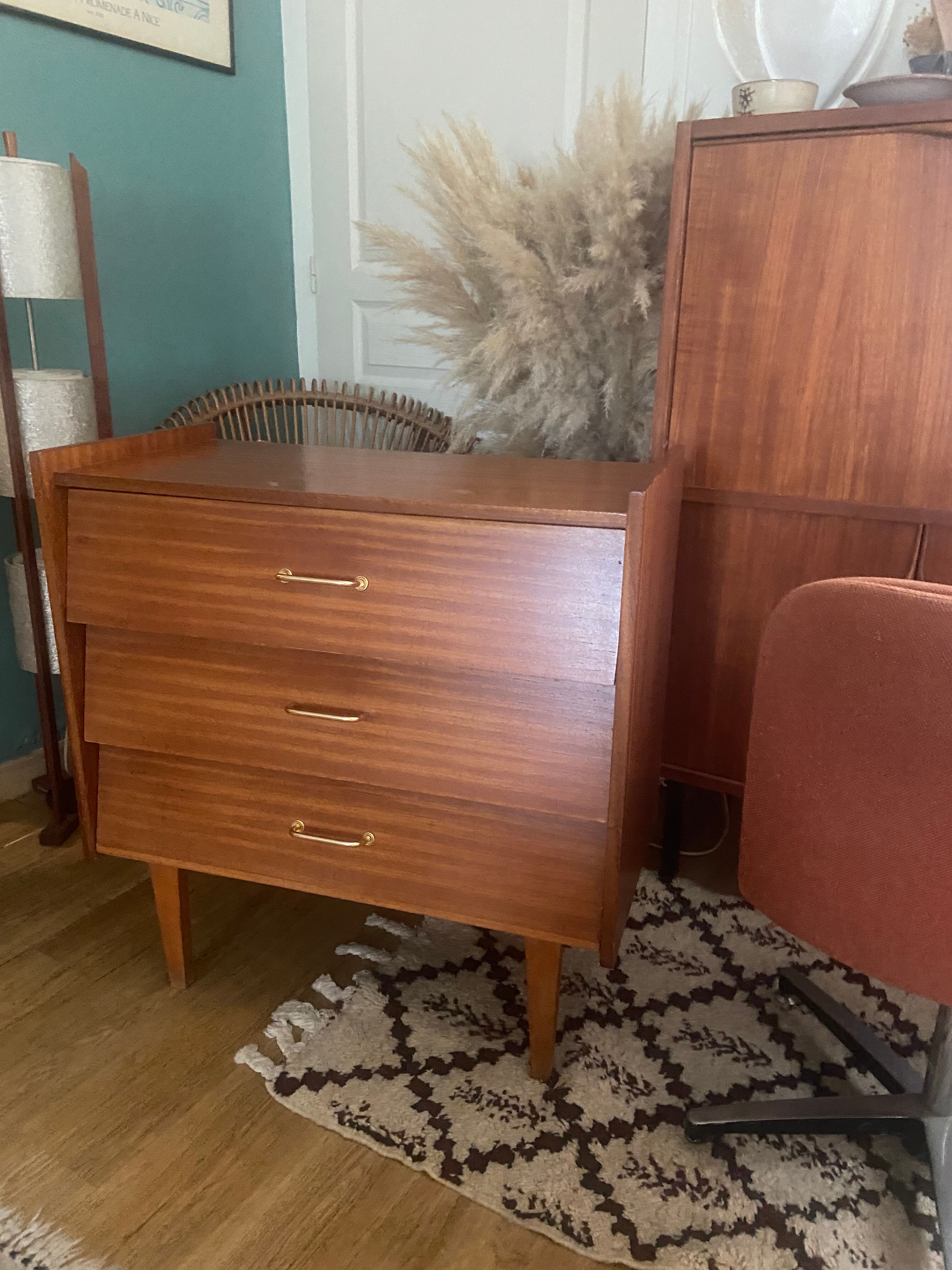 Commode en chêne vintage
