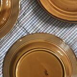 7 Saint Clément flat plates in brown earthenware