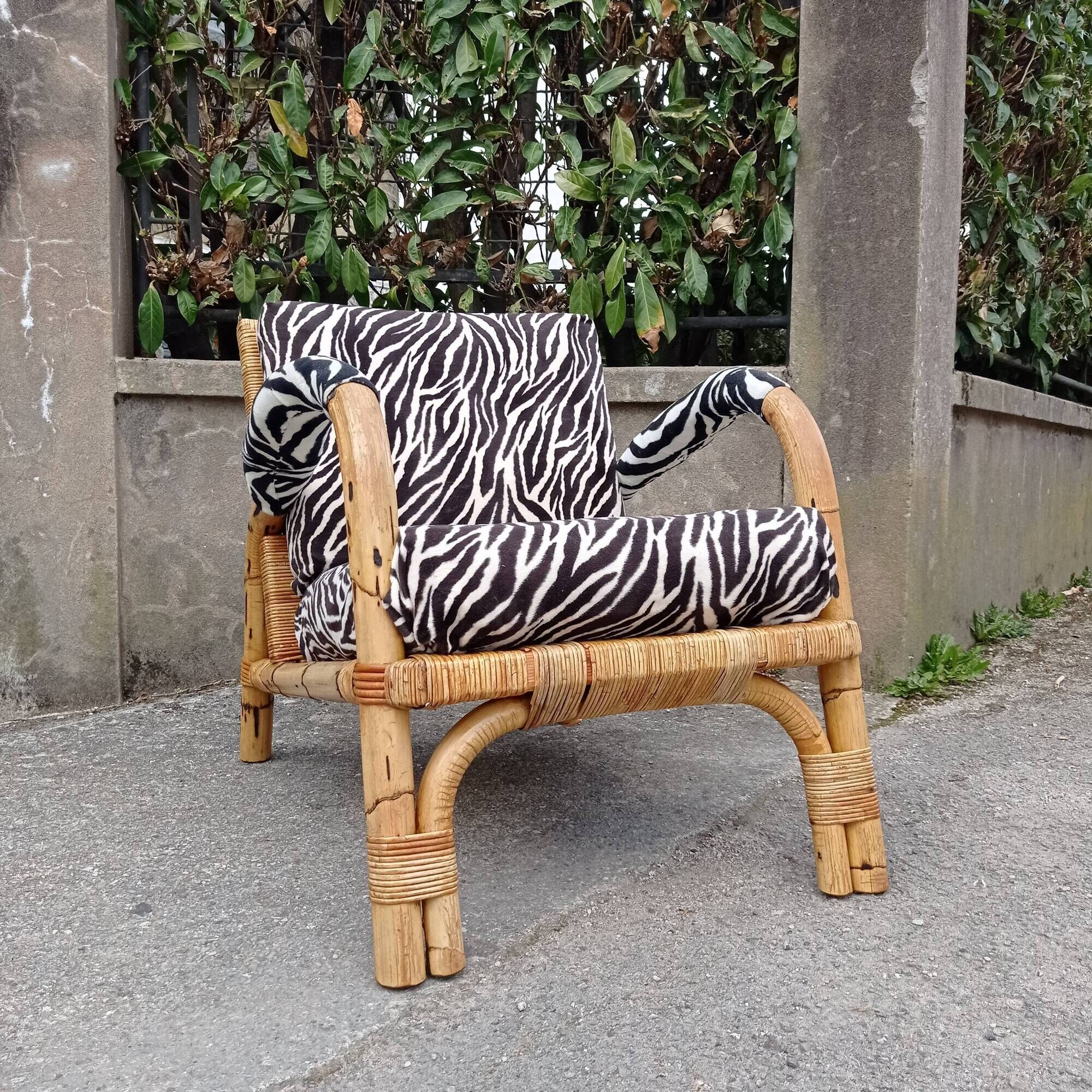 Chair in bamboo rattan and zebra fabric