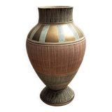 Amphora vase