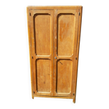 Vintage Parisian wardrobe to revamp