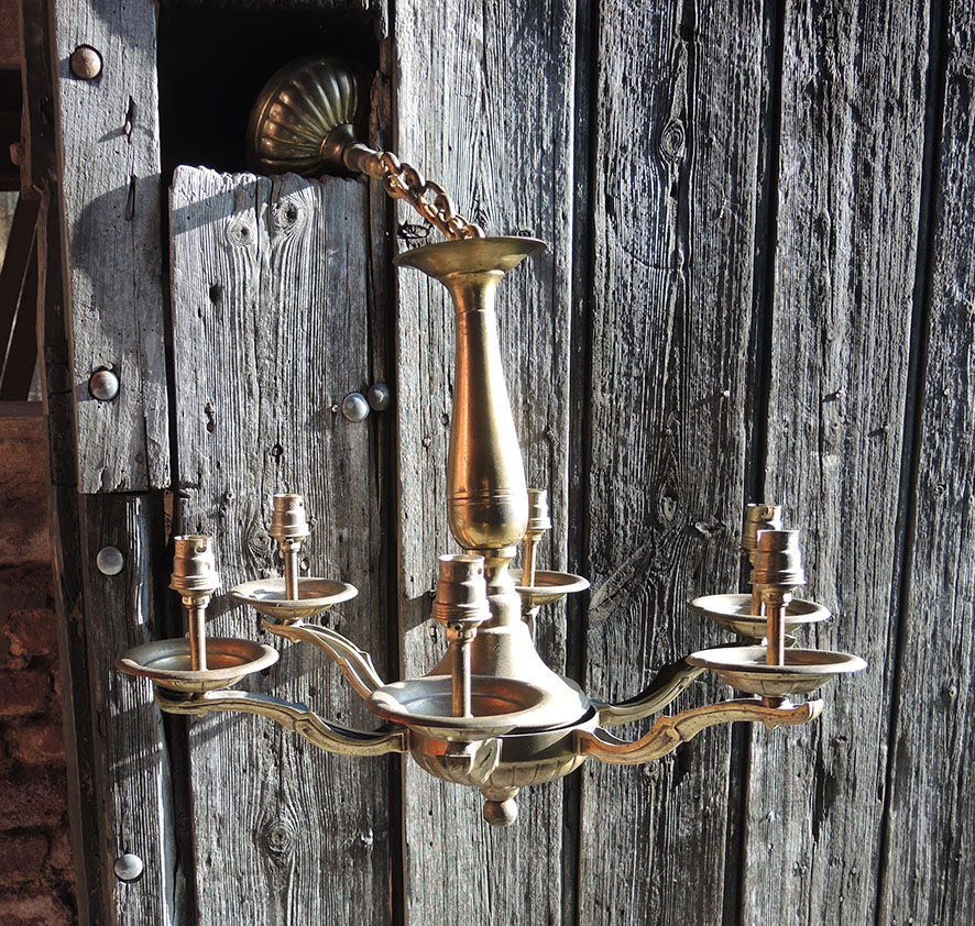 Old chandelier 6-arms in brass or bronze