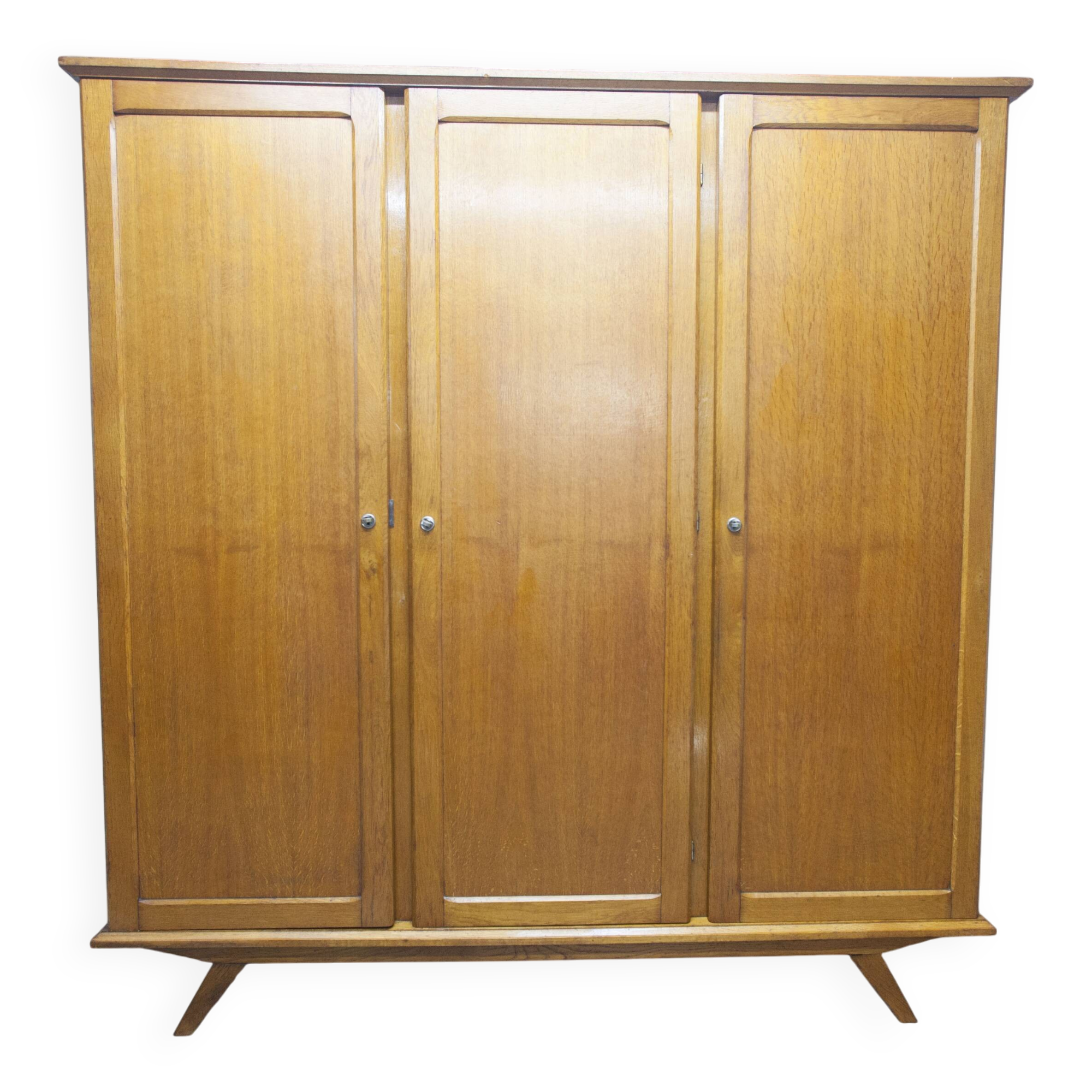 French wardrobe with tapered legs, 3 doors, 120cm hanging rail, new.