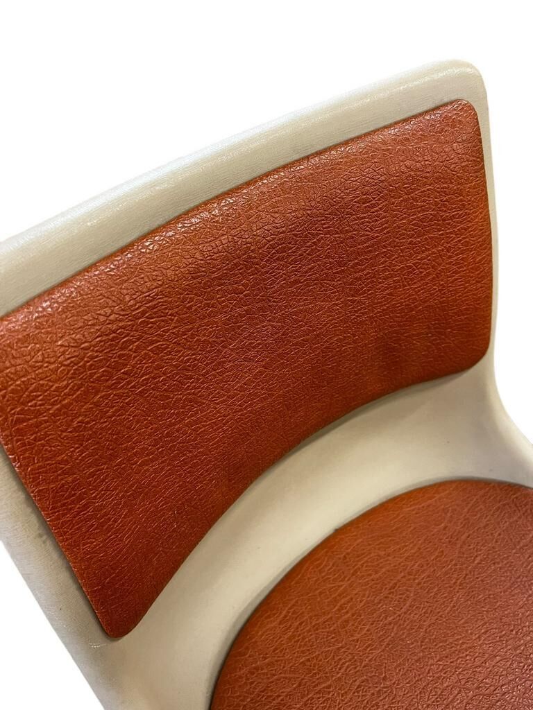 Allibert vintage chair from the 1970s
