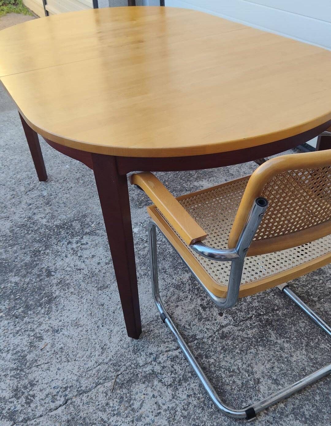 Scandinavian extendable dining table attributed to Hans Ehrlin for Tranås, 1980.